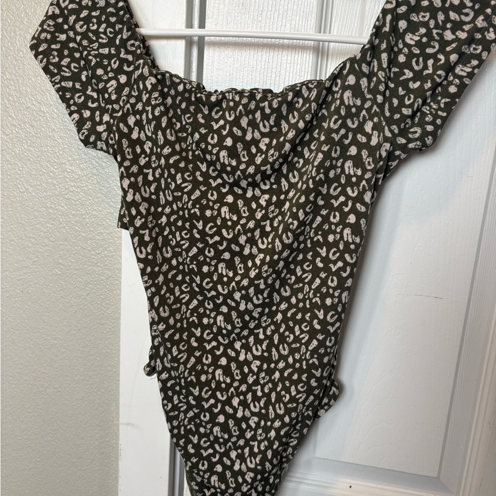 LUSH green/ tan Leopard Print Women's Top